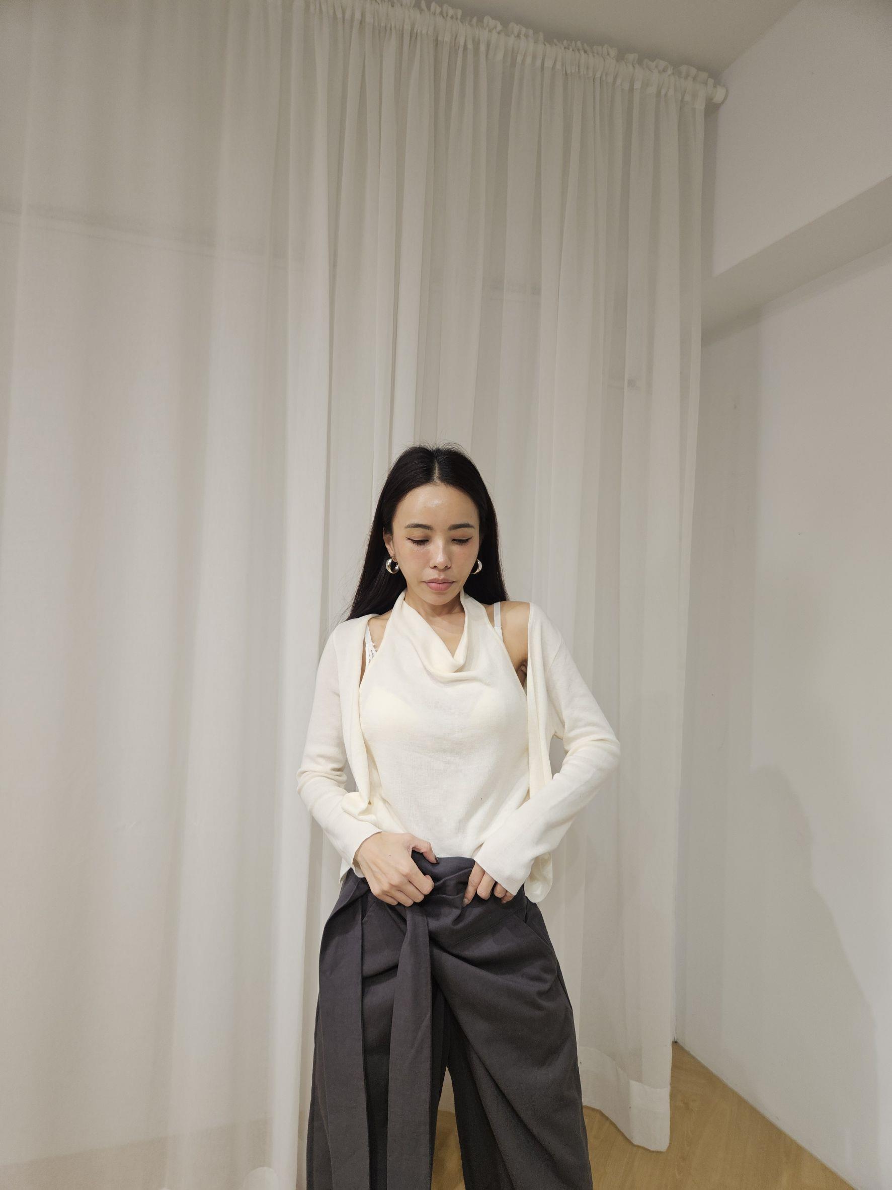 假兩件針織掛脖外套背心